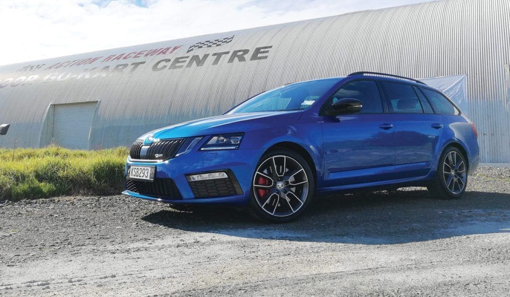 Skoda Octavia RS – Space Race