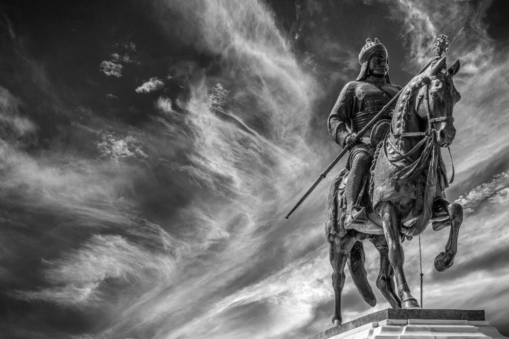 4 Ways to be a Job-Hunting Warrior