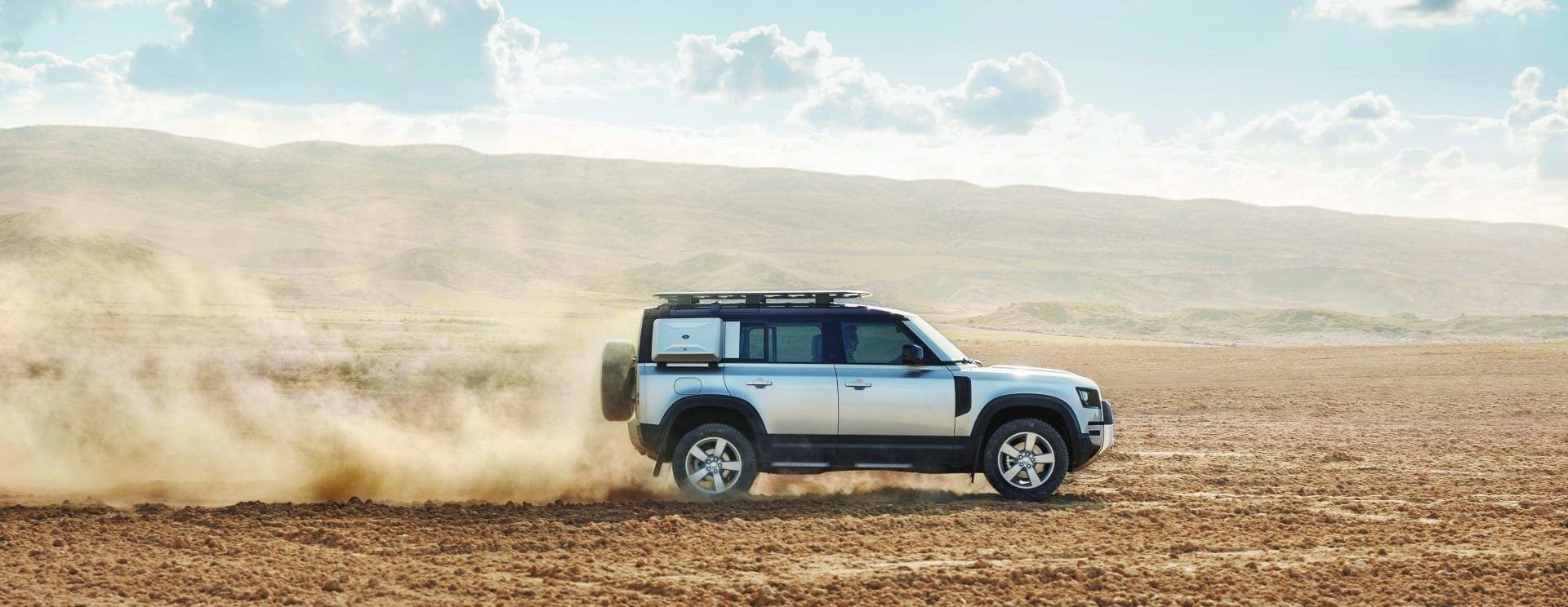 Land Rover Defender on the Attack Land Rover Defender on the Attack