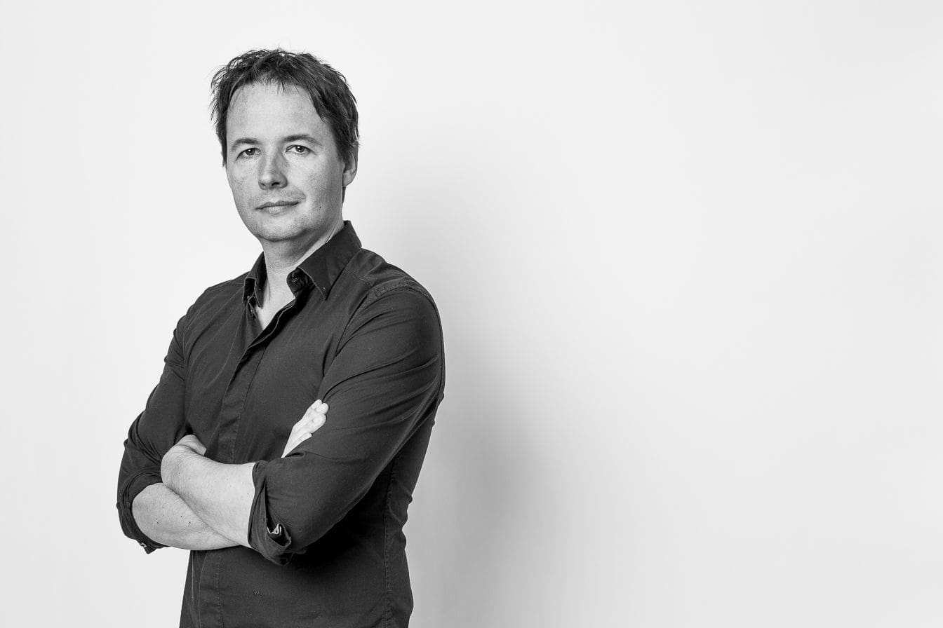 Damon Kelly: From Caravan to Global Impact