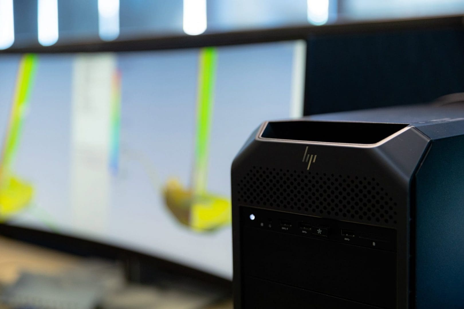 m2-emirates-team-new-zealand-hp