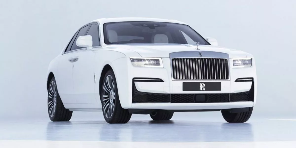 New Rolls-Royce Ghost: A Supernatural Force New Rolls-Royce Ghost: A Supernatural Force