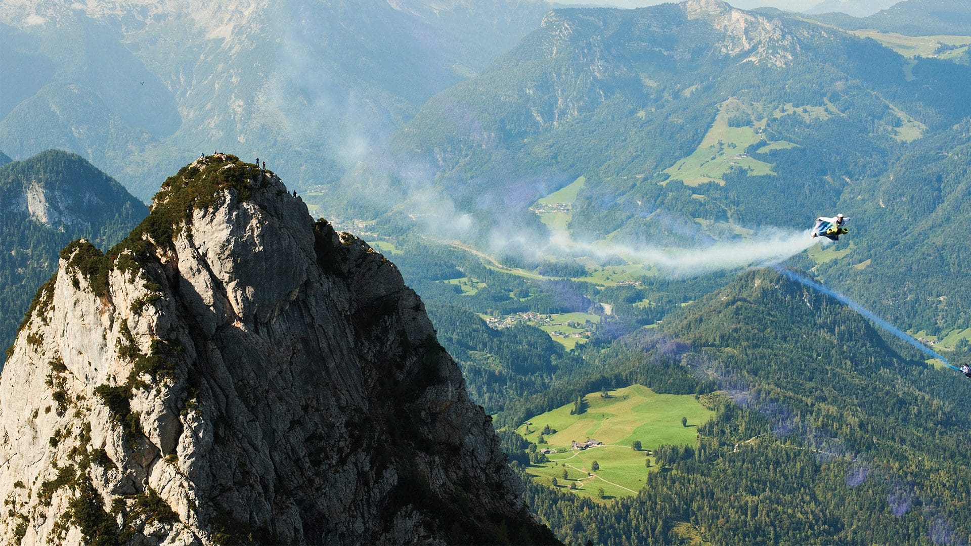 m2-electricw-wingsuit