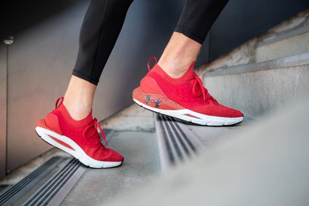 m2-ua-hovr-phantom-2-mens-shoes