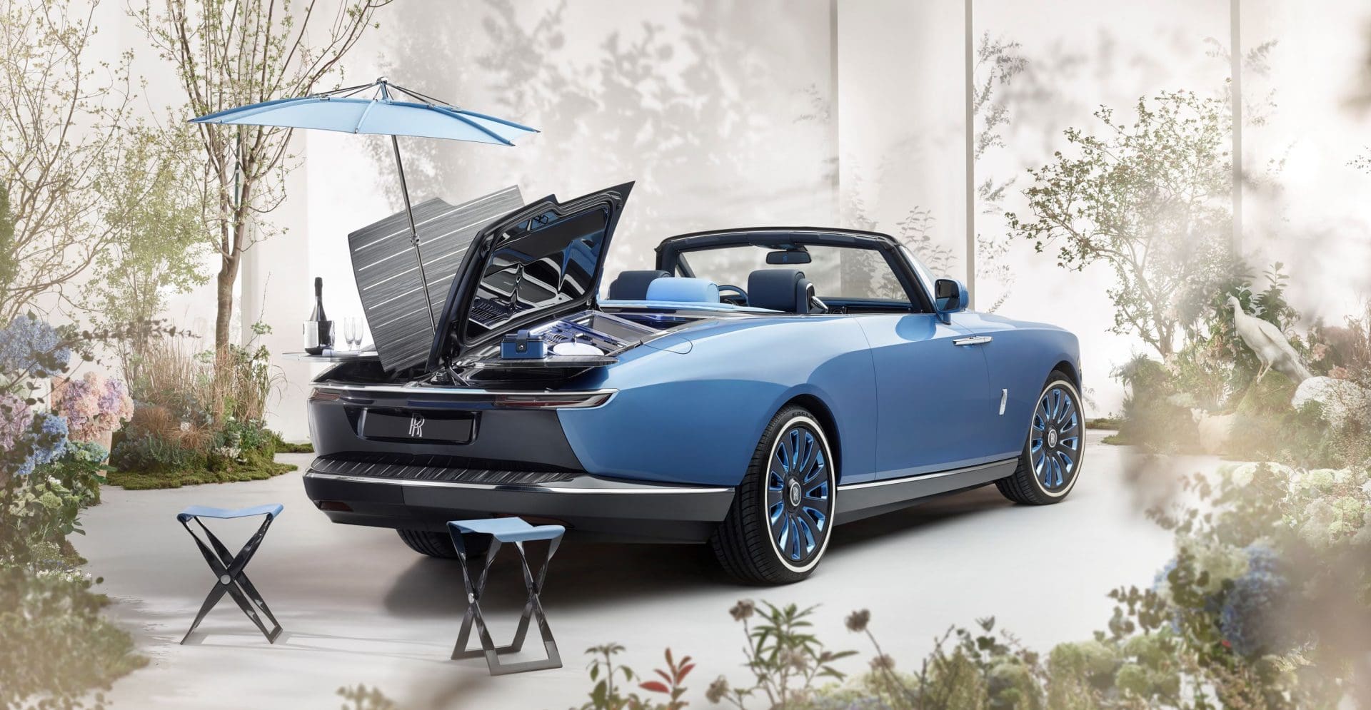 Most Expensive Car in the World: $28 Million Rolls-Royce Is Essentially A Fold-Out Bar Most Expensive Car in the World: $28 Million Rolls-Royce Is Essentially A Fold-Out Bar