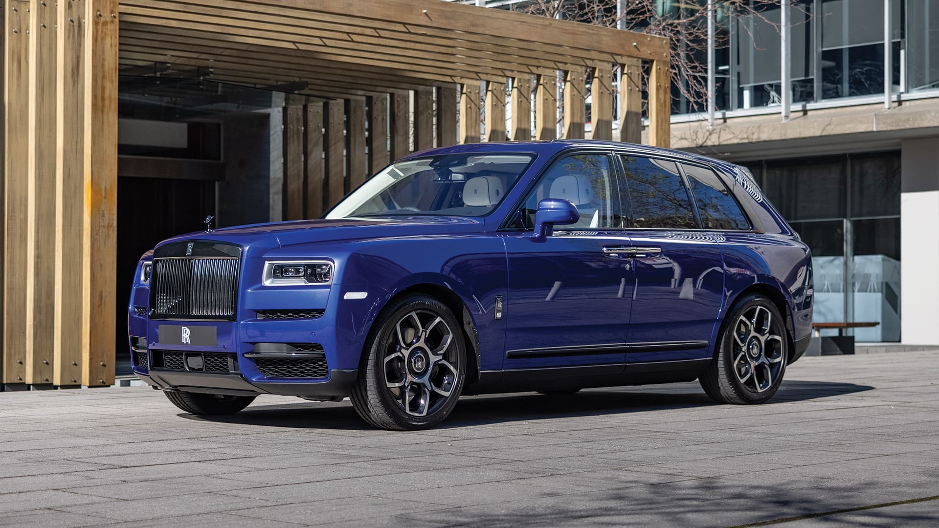 The Magic Of The 2021 Rolls-Royce Black Badge Cullinan The Magic Of The 2021 Rolls-Royce Black Badge Cullinan