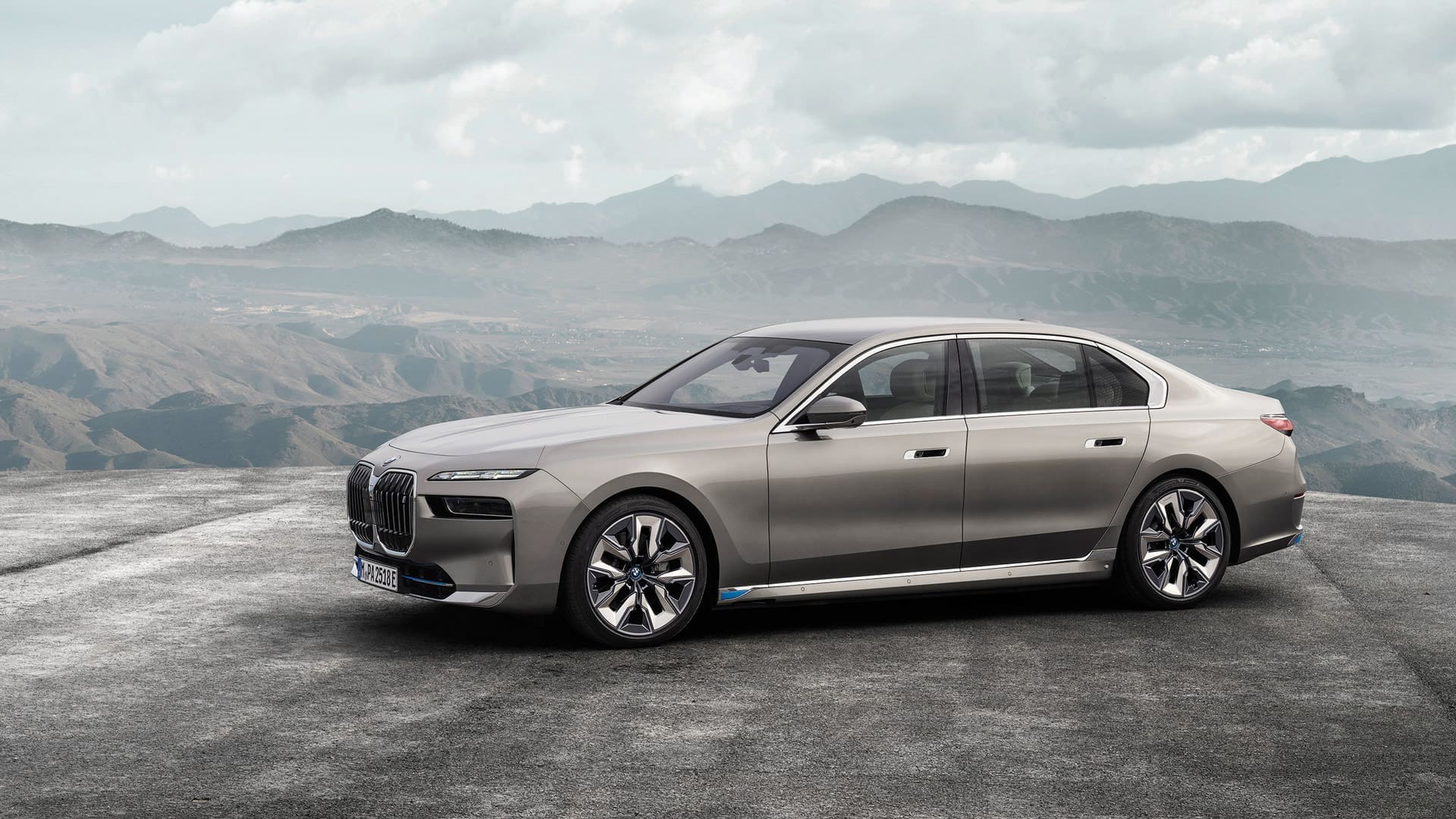 7 Generations Of Glorious Luxe Power