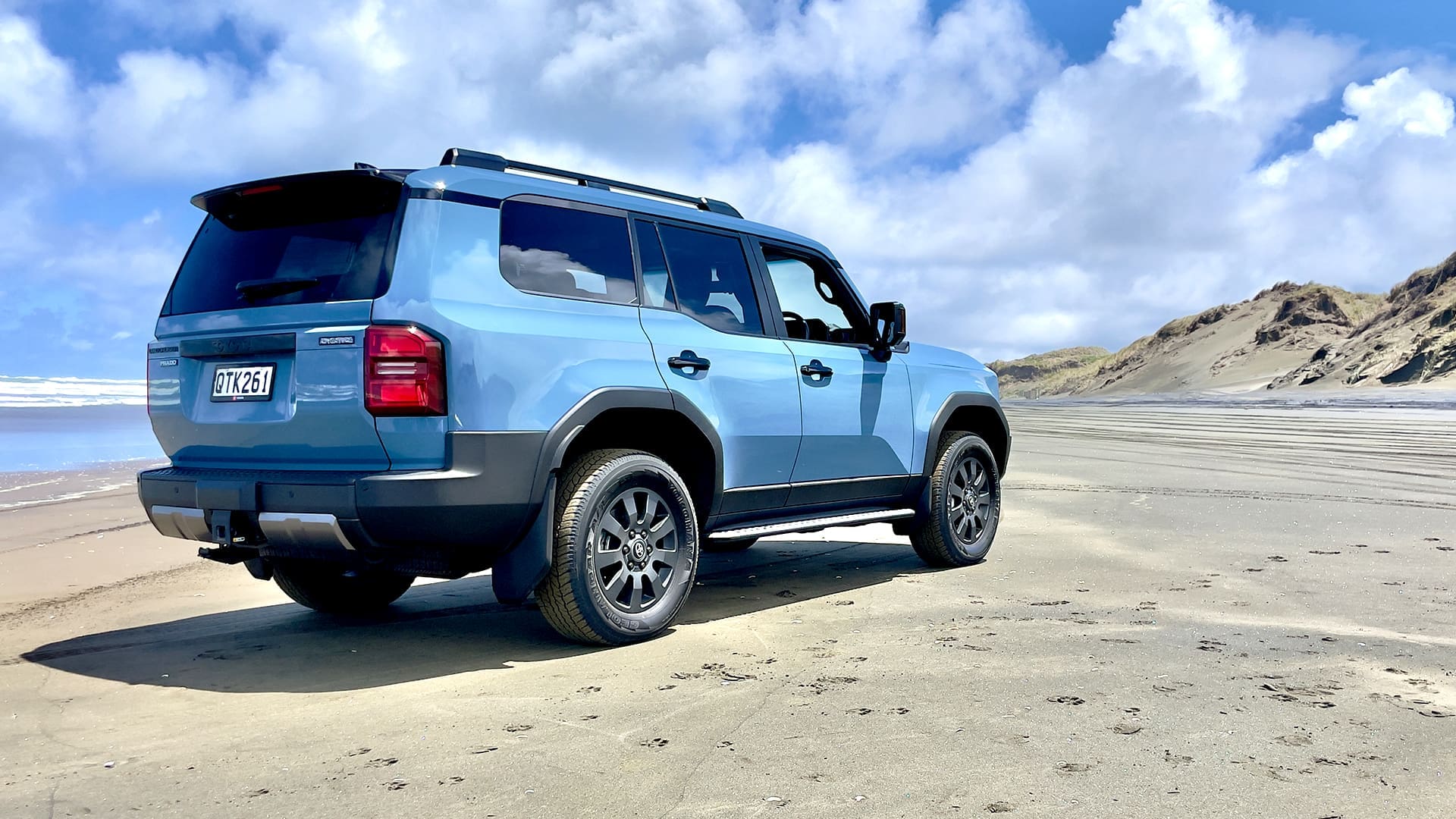 Prado Summer: Tackle the beach Prado Summer: Tackle the beach